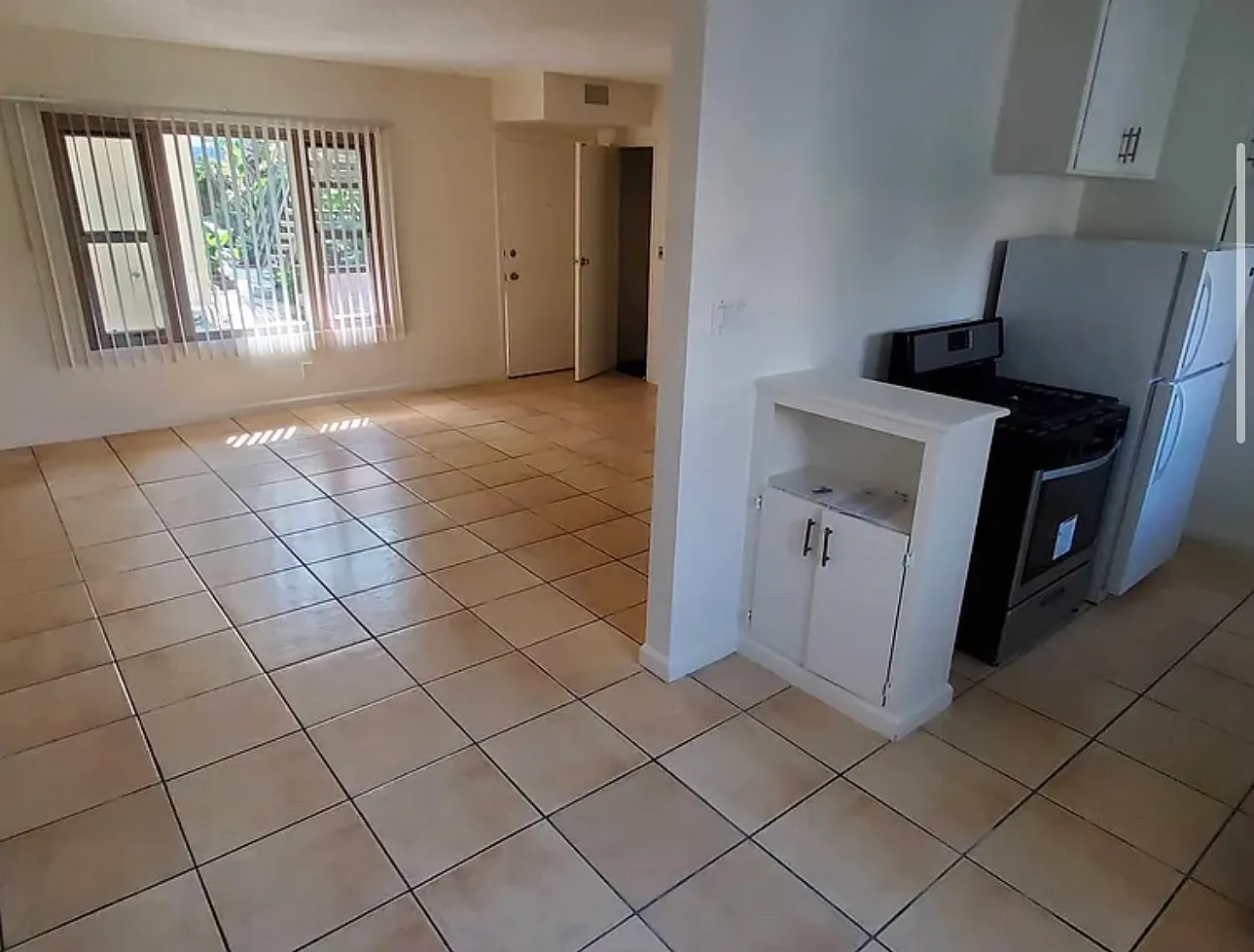 2 bed, 1000 sqft, $2,395 — Photo 4