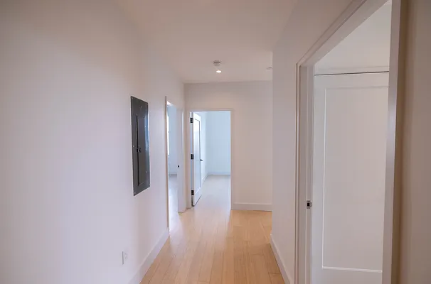 Rented by DelShah Capital LLC | media 15