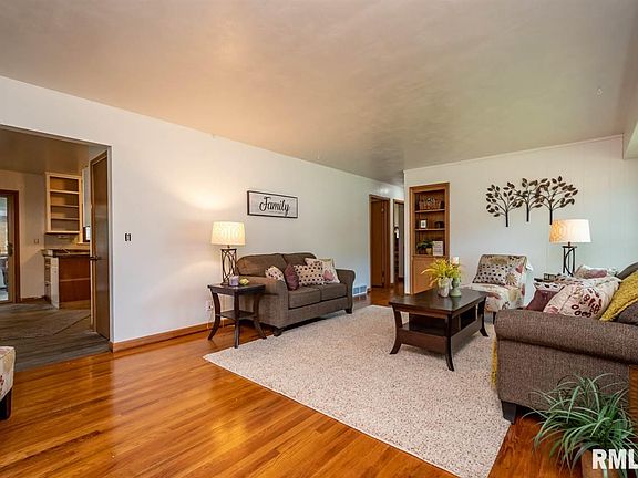 4th image of 2605 4th St #A