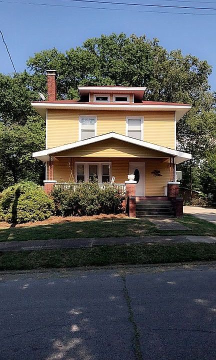 1st image of 924 S Ledford St