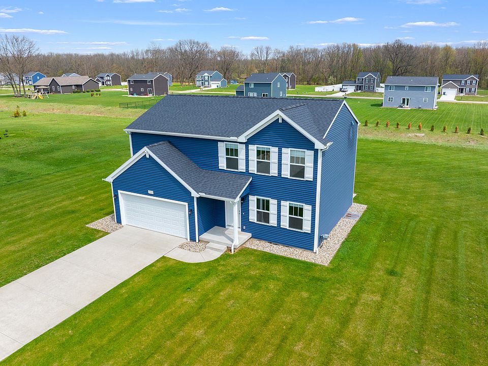 1st image of 47805 Silver Oaks W