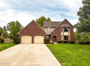 454 Rutledge Ct, Perrysburg, OH 43551