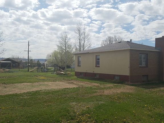 4th image of 209 S Pierce St