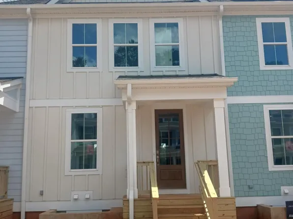 410 Encampment Blvd, Simpsonville, SC 29681