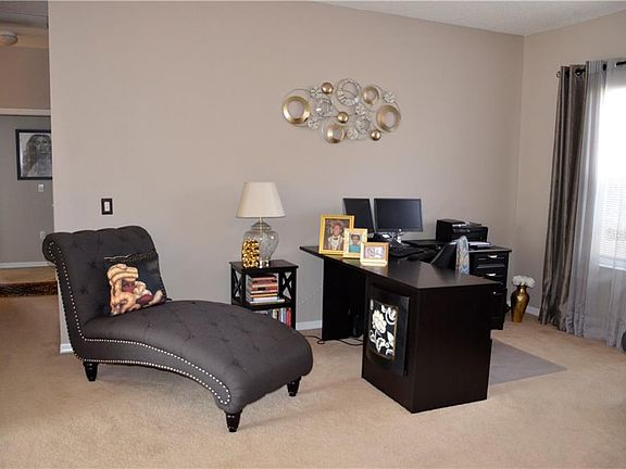 5th image of 816 Massy Ct
