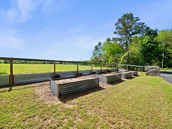 60th image of 1505 Pendergrass Rd