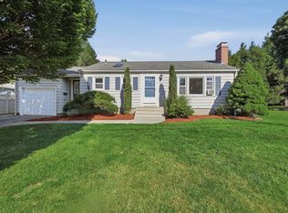 39 Maple Cir, Shrewsbury, MA 01545