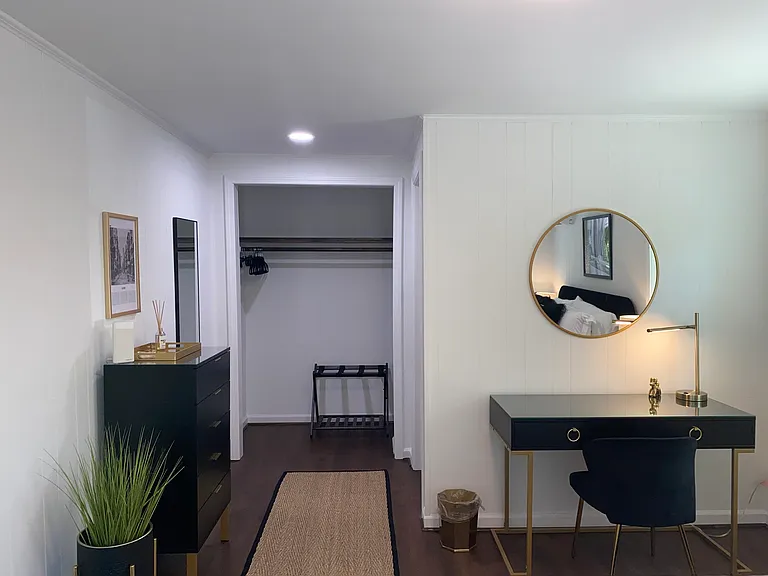106 Williams St — Photo 38