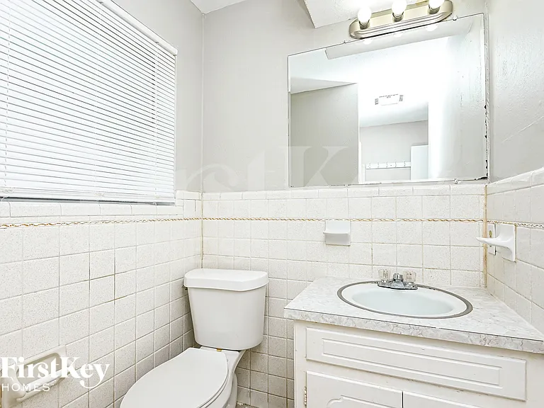 2908 Portales Dr — Photo 17