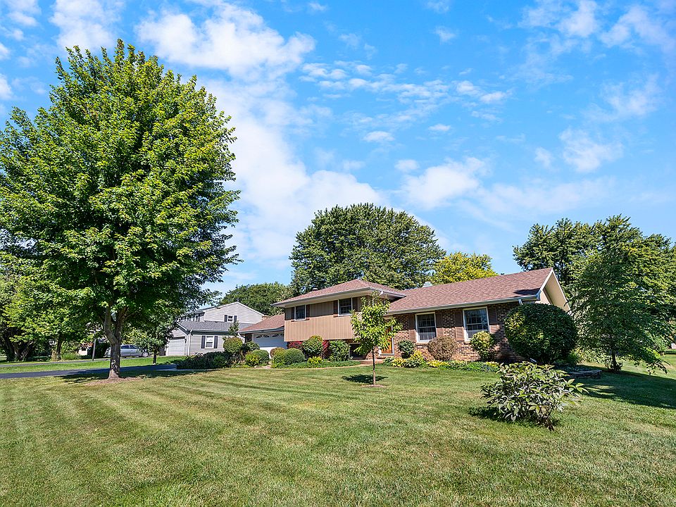 1st image of 29W316 Andermann Dr