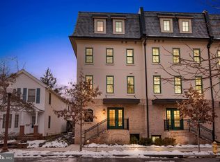 1122 N Stuart St, Arlington, VA 22201