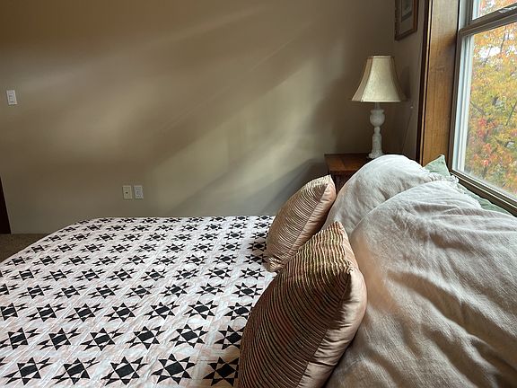 3rd image of 456 Park Ridge Pl
