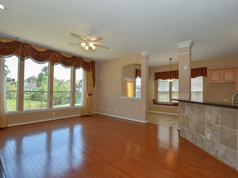 14207 Ashmore Reef Ct — Photo 13