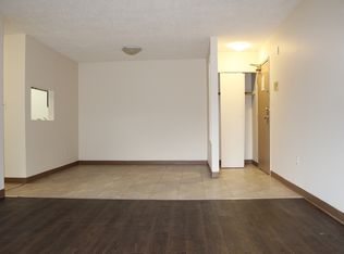 615 Confederation Dr #3-BEDROOM, Saskatoon, SK S7L6B8