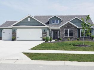 3065 E Butler Ct, Columbia City, IN 46725
