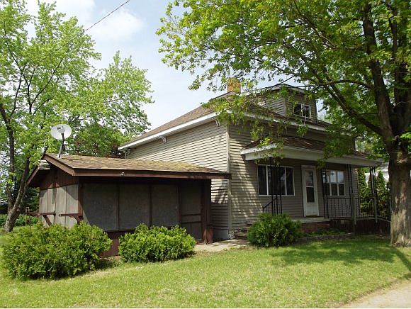 1st image of 208 E Ann St