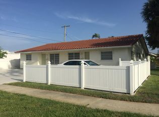 560 NE 36th St, Boca Raton, FL 33431