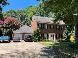 10654 S Hall Dr, Charlotte, NC 28270