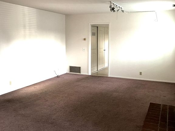 5th image of 130 Canfield St #A
