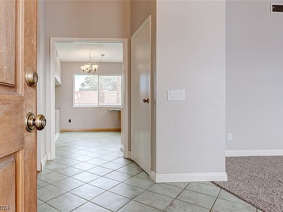 5th image of 6810 Groveview Ln