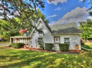 129 Main Ave, Wynantskill, NY 12198