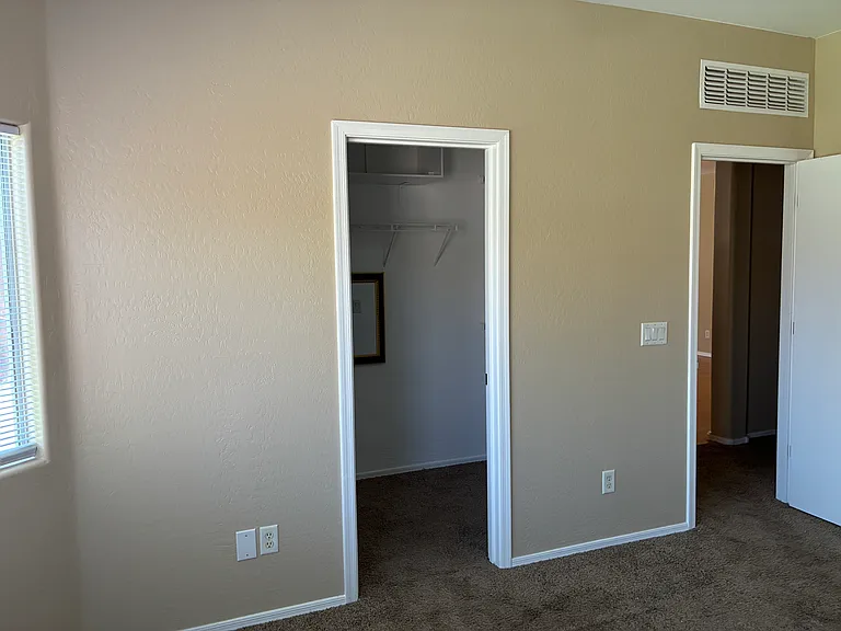 15340 W Acapulco Ln — Photo 12