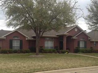 1300 Limestone Trl, Woodway, TX 76712