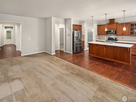 5th image of 4258 Dudley Drive NE
