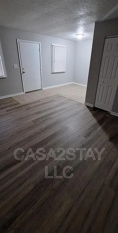 1 bed, 1.0 bath, $675 — Photo 2