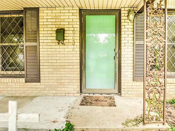 3rd image of 4536 Forest Dr