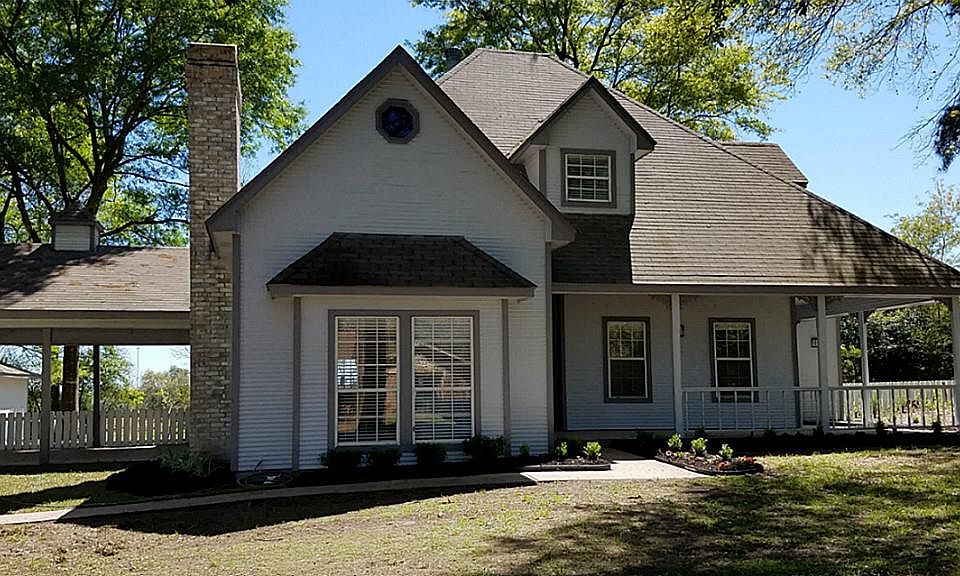 1st image of 20 Sunny Wood Dr