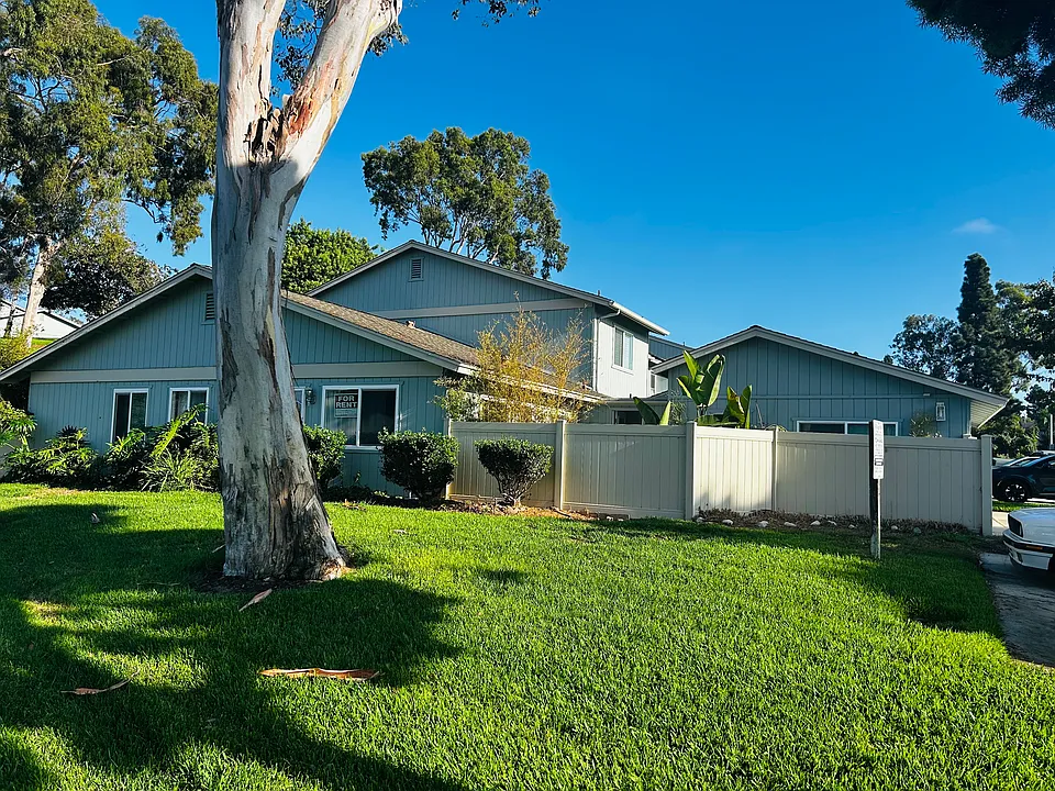 315 Countrywood Ln