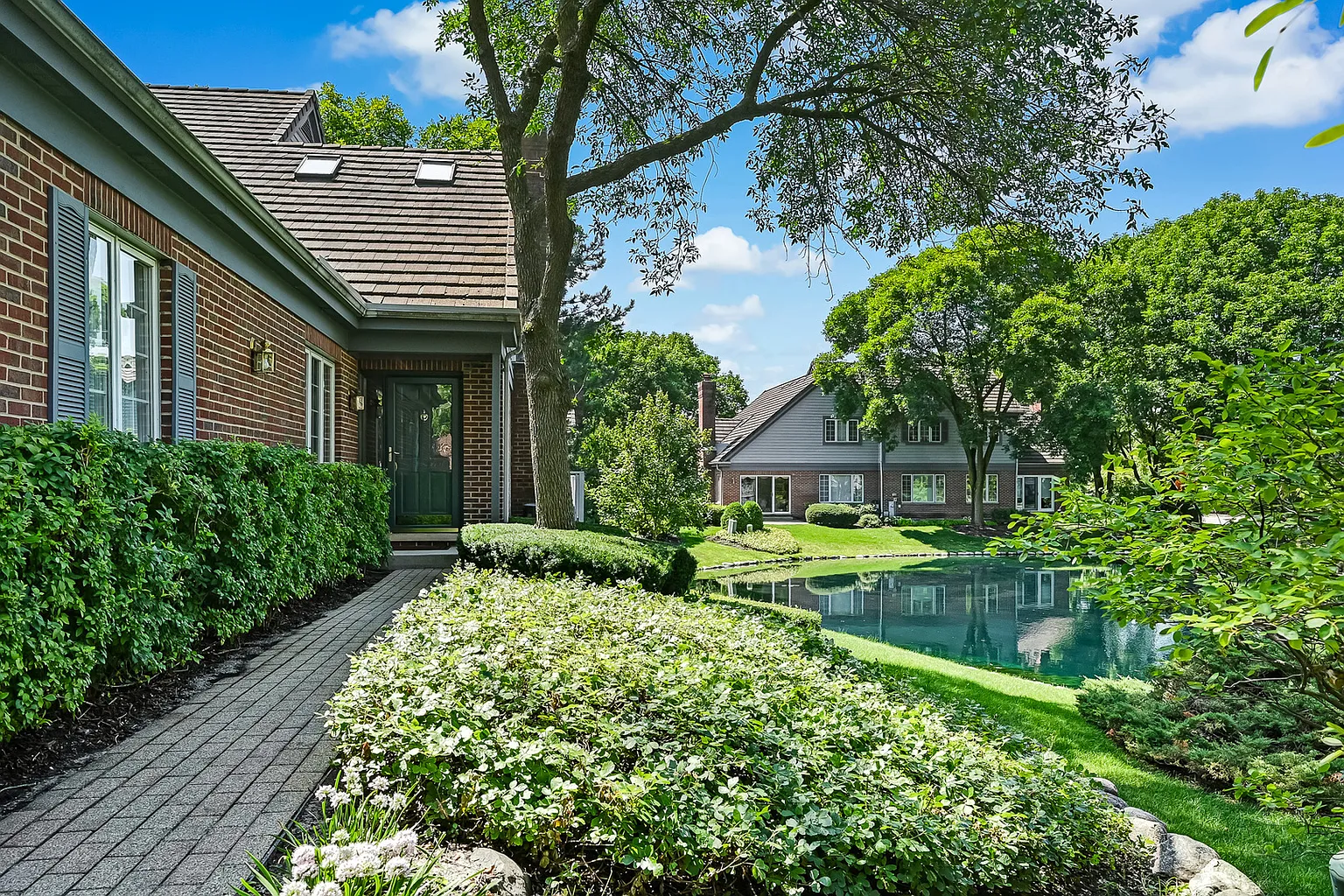 20 Stonehenge Ct photo 1