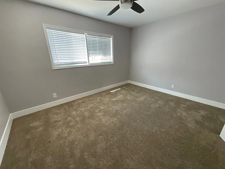 13120 Nelson St — Photo 10
