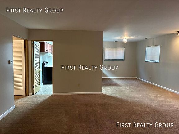4th image of 518 Heather Dr APT 2