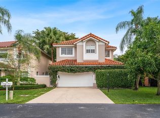 4745 NW 103rd Ct, Doral, FL 33178