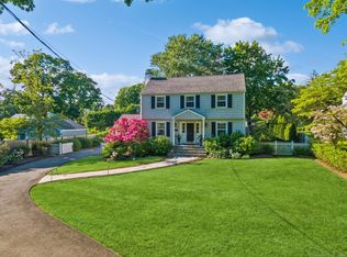500 Mill Hill Ter, Fairfield, CT 06824