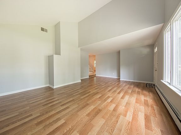 2nd image of 5 Ackerman Ave