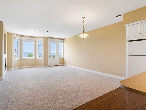 4th image of 725 Harbor Watch Dr Unit 306-20