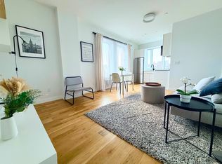 699 E 6th St #303, New York, NY 10009