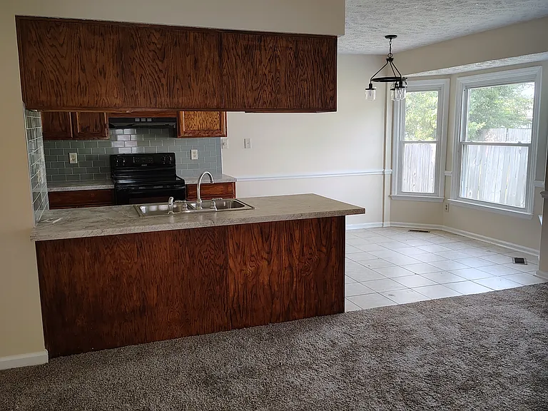 1329 Alexwood Dr — Photo 13