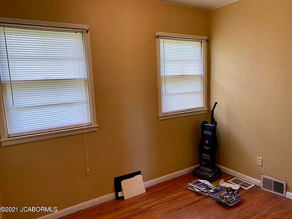 5th image of 1611 Marion Dr
