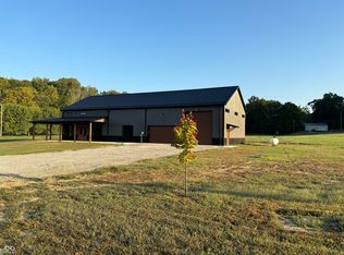 2126 E Stone Meadow Trl, Martinsville, IN 46151