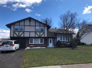 1111 Brennan Dr, Warminster, PA 18974