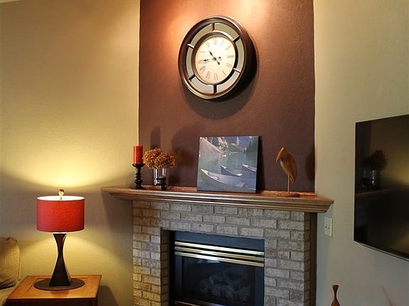 Living Room Fire Place.