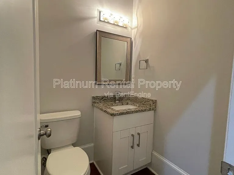 149 Dahlgren St SE — Photo 58
