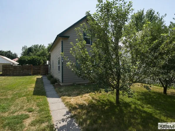 724 Fremont St, Ashton, ID 83420