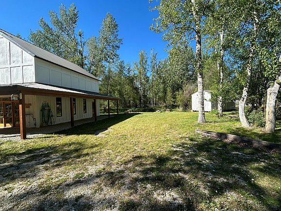 2nd image of 562 Skalkaho Hwy
