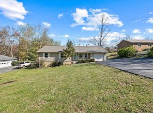 851 Pen Oak Dr, Cookeville, TN 38501