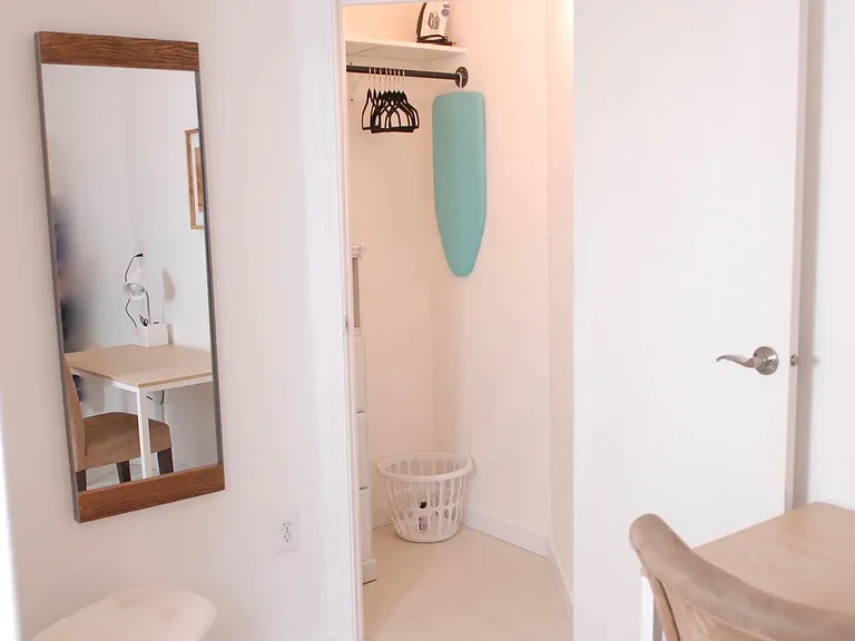 617 E Krall St #1 — Photo 9
